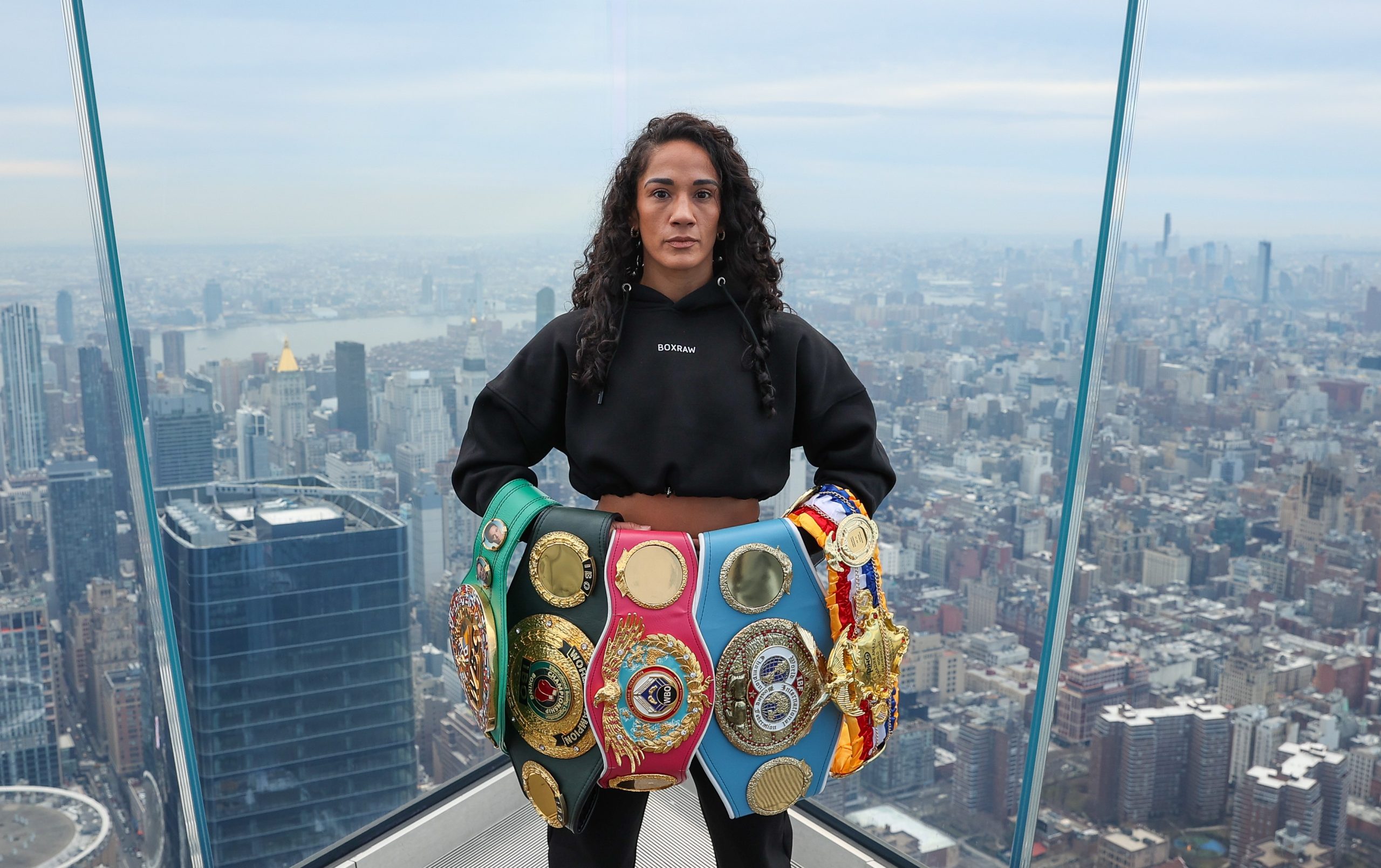 Amanda-Serrano-vs-Erika-Cruz-at-Madison-Square-Garden.jpg