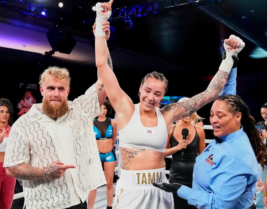 Tamm-Thibeault-and-the-New-Wave-of-Female-Fighters.jpg