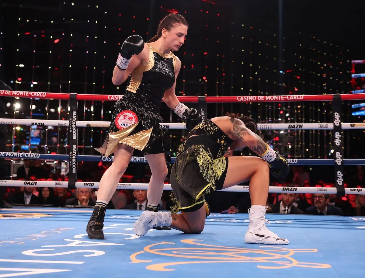 Female-Boxing's-Big-Hitters-Elif-Nur-Turhan-and-Dina-Thorslund-Back-in-Action.jpg